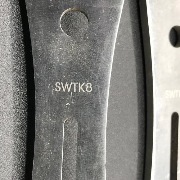 S&W Bullseye 8" Throwing Knives 4-Pack SWTK8 with Belt Sheath - Picture 8 of 10